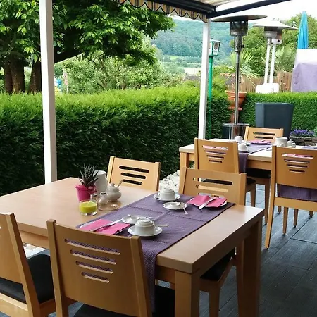 Gaestehaus Ingrid 게스트하우스 3*