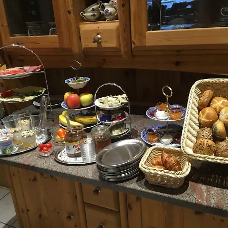 بيت ضيافة Gaestehaus Ingrid Ramsthal