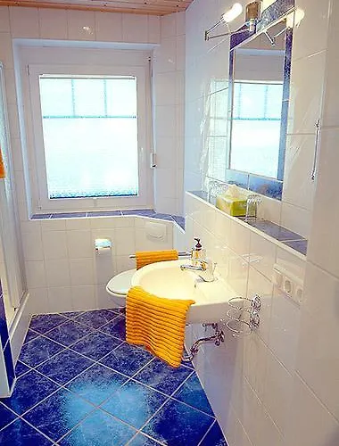 Konukevi Gaestehaus Ingrid 4*